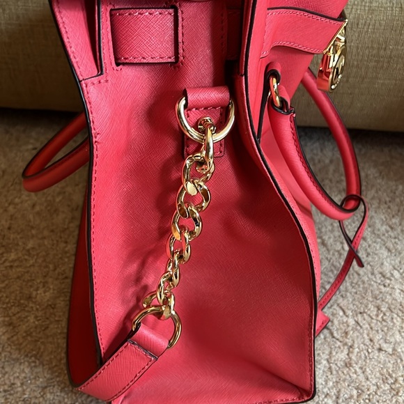 Coral Colored Purse - Picture 4 of 11